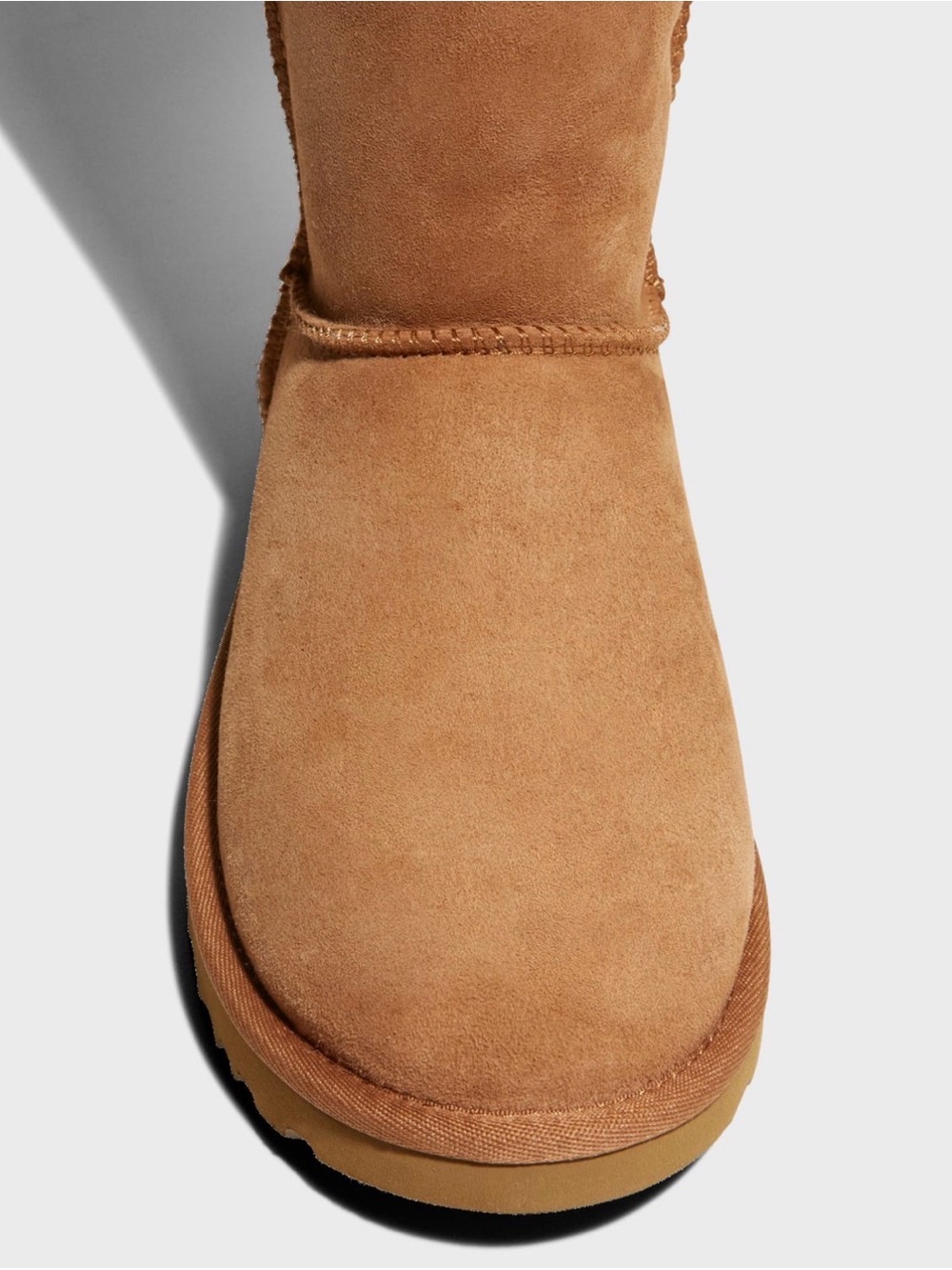 UGG
Classic Tall Boots Chestnut women’s size 8 - Picture 4 of 13